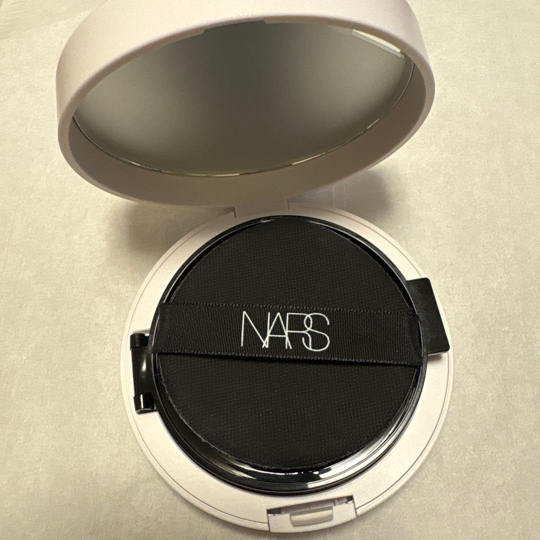 NARS ライトリフレクティングクッションファンデーション　DEAUVILLE
