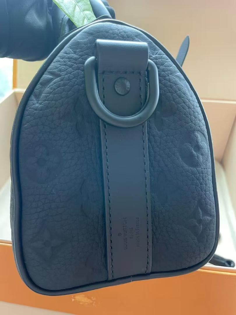 L~~Vuitton~プラックショルダーバッグ