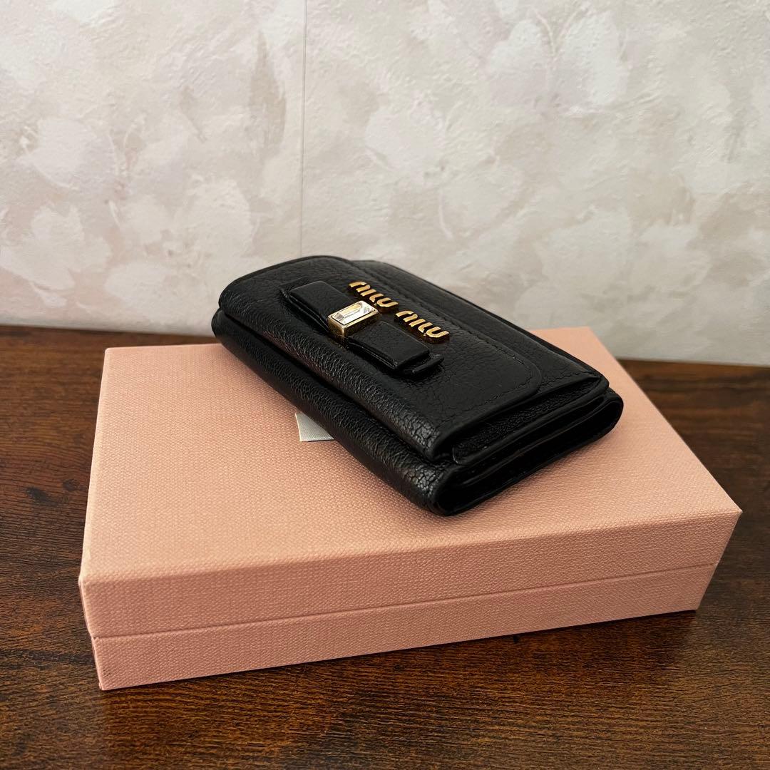 otouhu.sho miumiu マドラス リボン 三つ折り財布 黒
