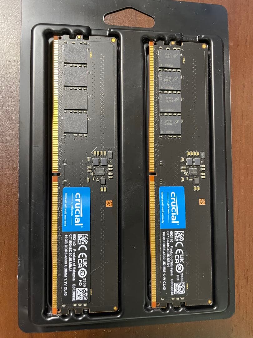 メモリー crucial DDR5-4800 16GBx2(32GB)