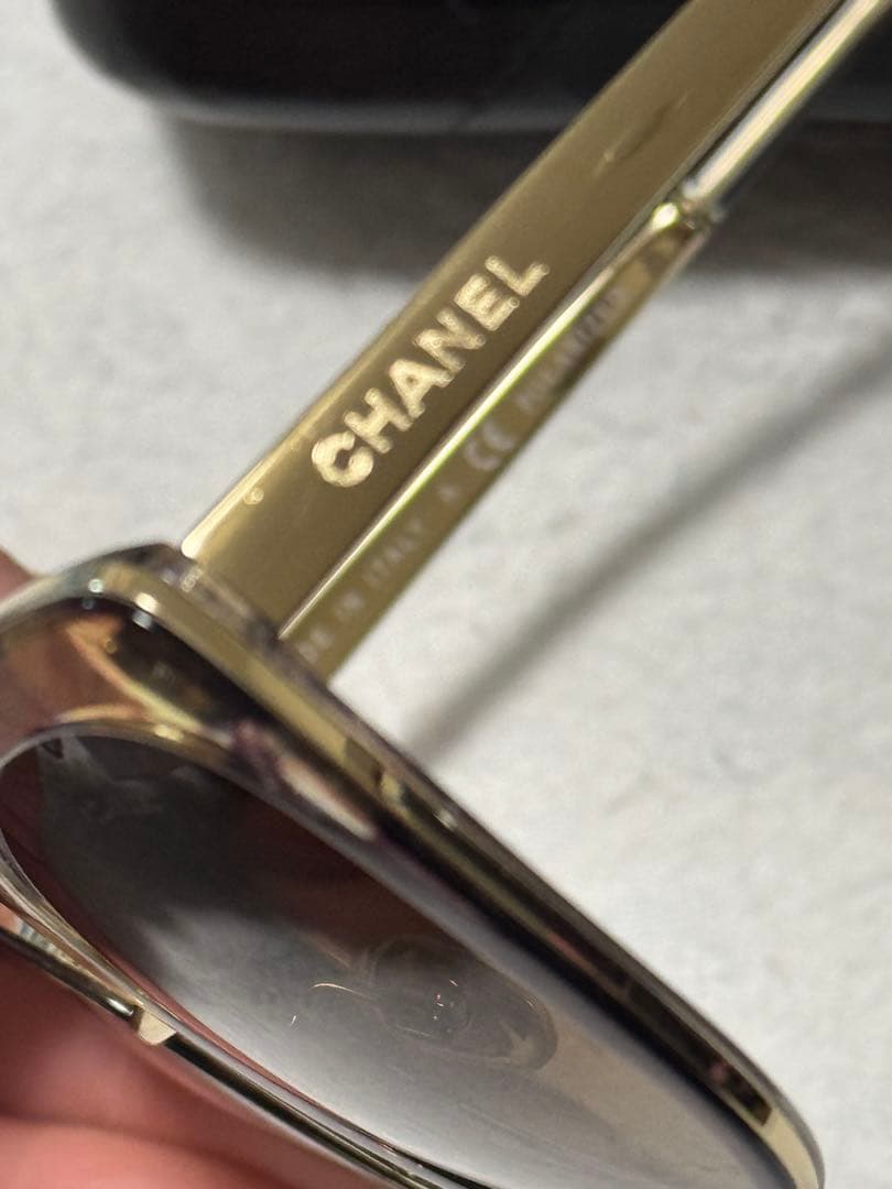 CHANEL キャットアイサングラス