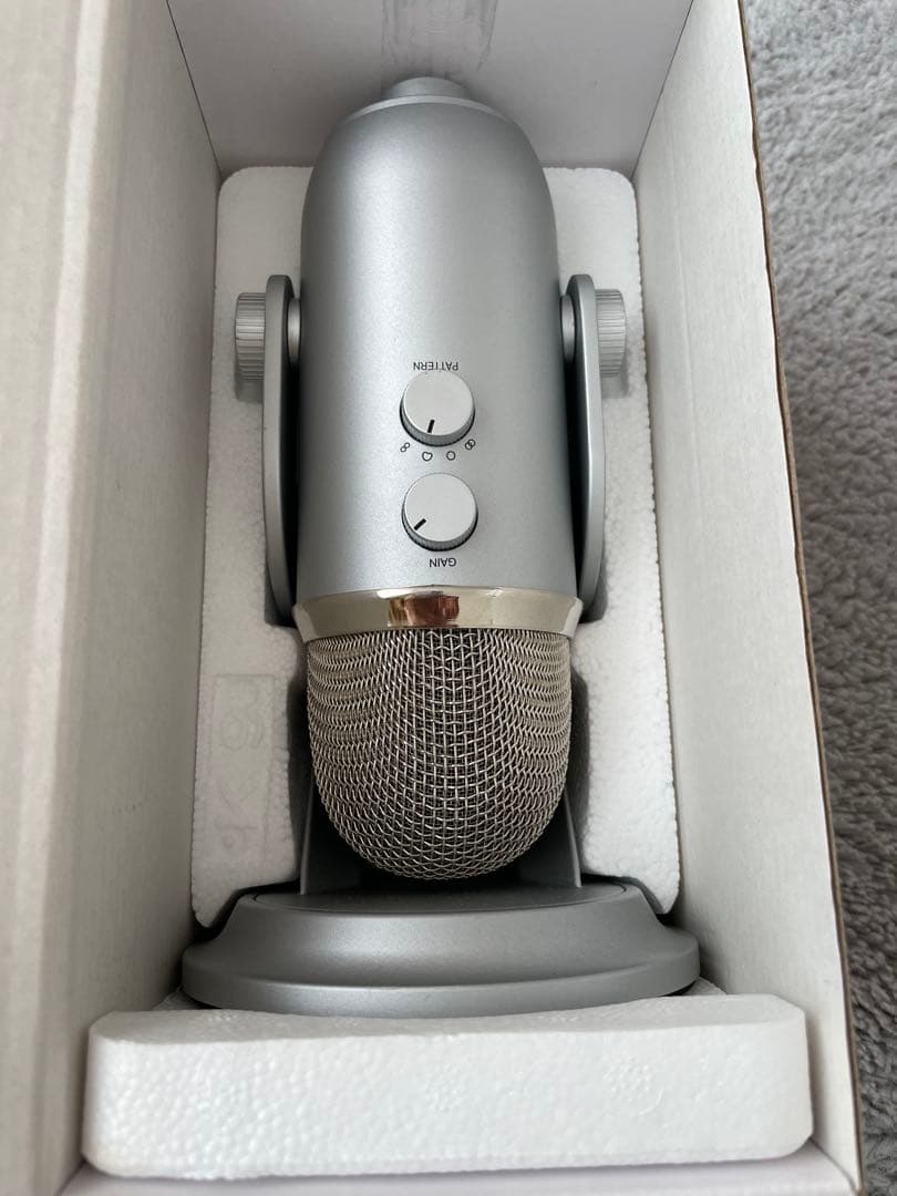 Blue Yeti シルバー コンデンサーマイク