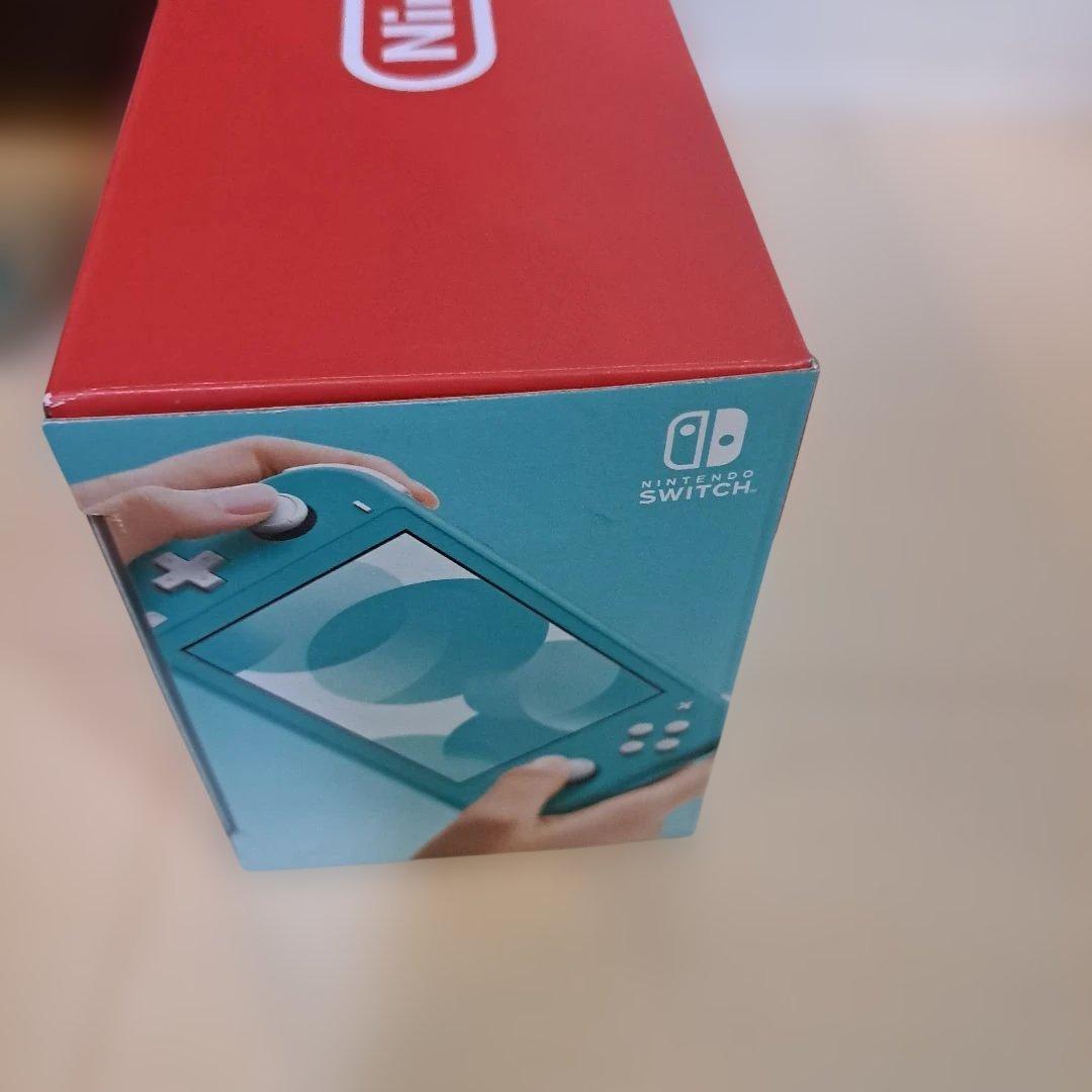 う*か様 任天堂 スイッチライト Switchライト 箱、充電器、おまけ付