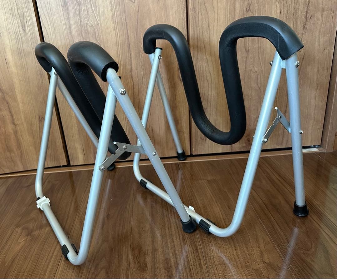 【美品】折りたたみ式 サーフボードスタンド シルバー