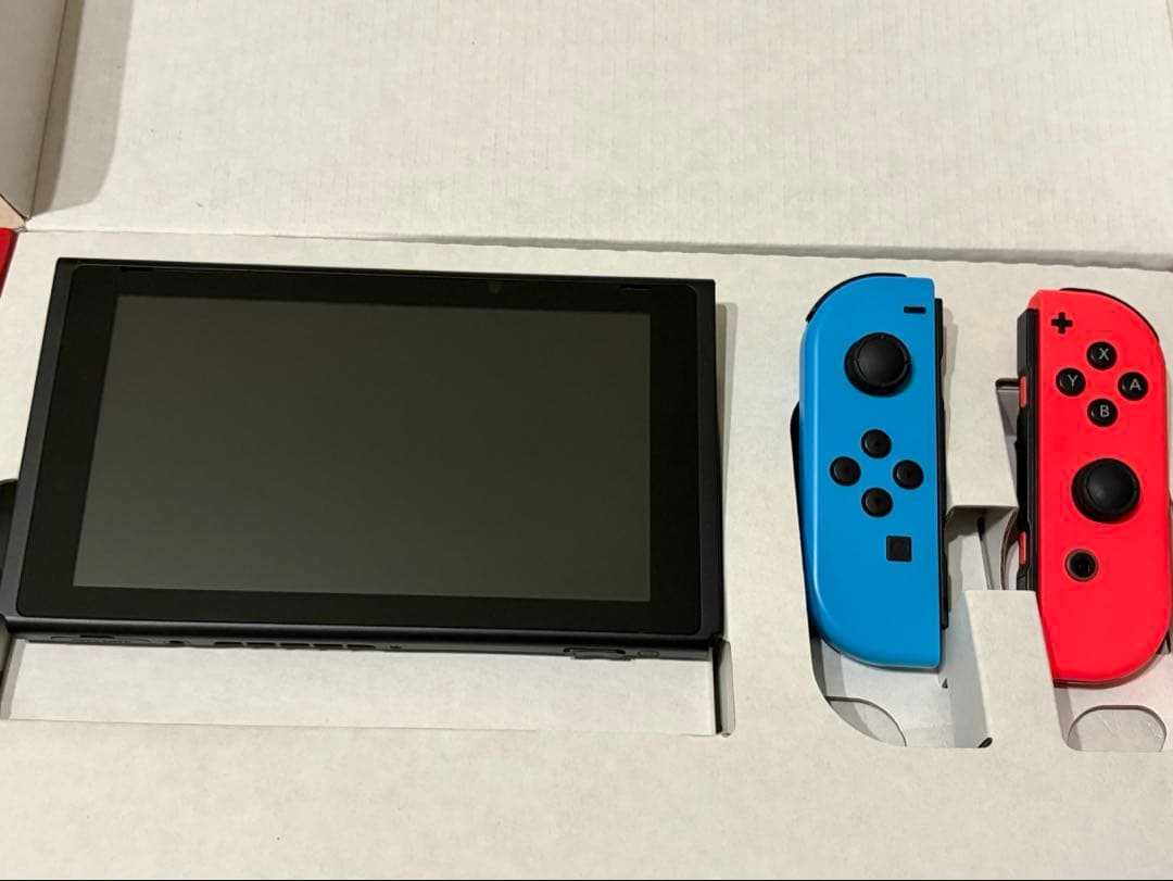 Switch 本体(外箱あり)