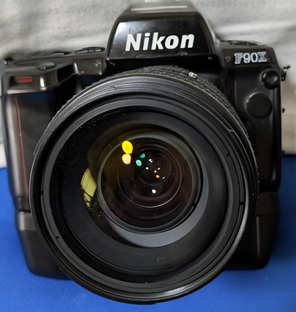 値下げ！昔懐かしい重量感 こだわりの名機 35-135 nikon F90X