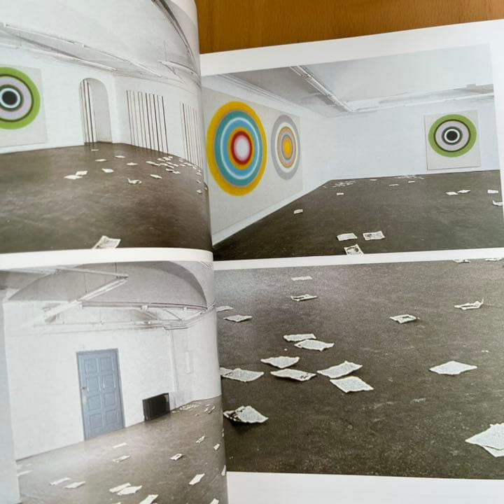 アート・デザイン・音楽 Ugo Rondinone Zero built a nest in my na