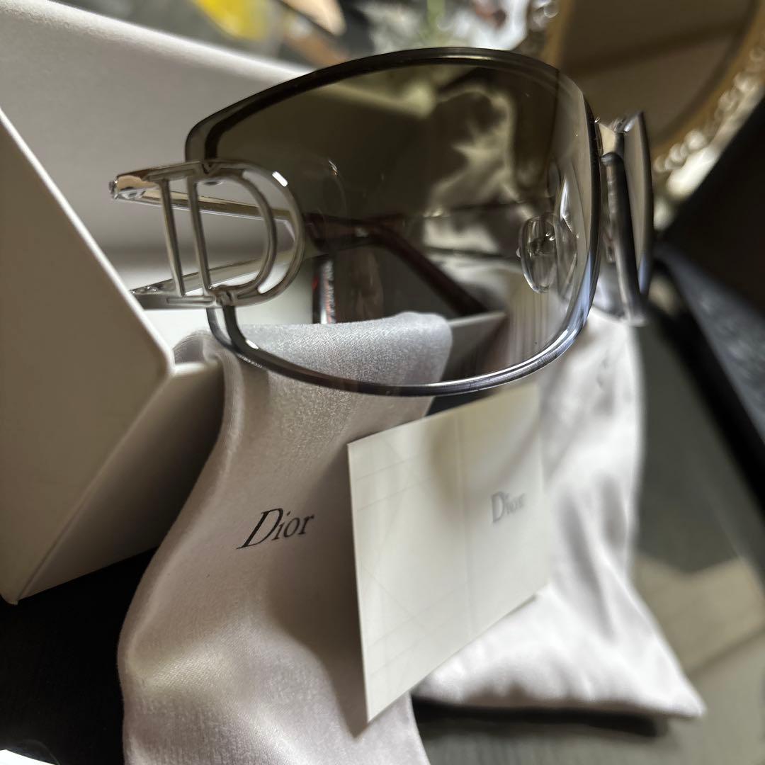 Dior グレー サングラス ケース付き