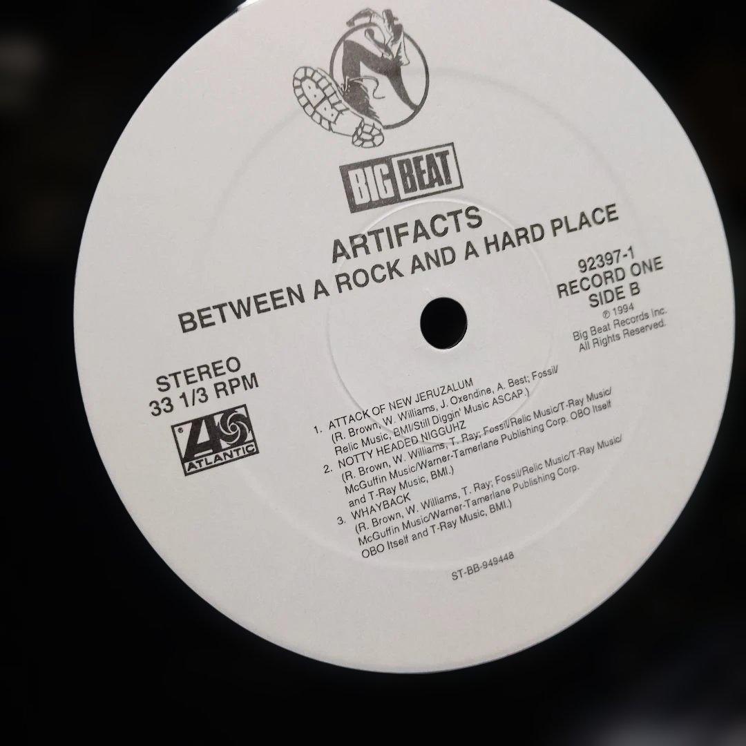 Artifacts Between a Hard Place レコード