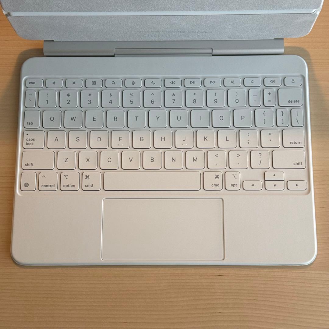 Apple Magic Keyboard US MDFV4LL/A ホワイト