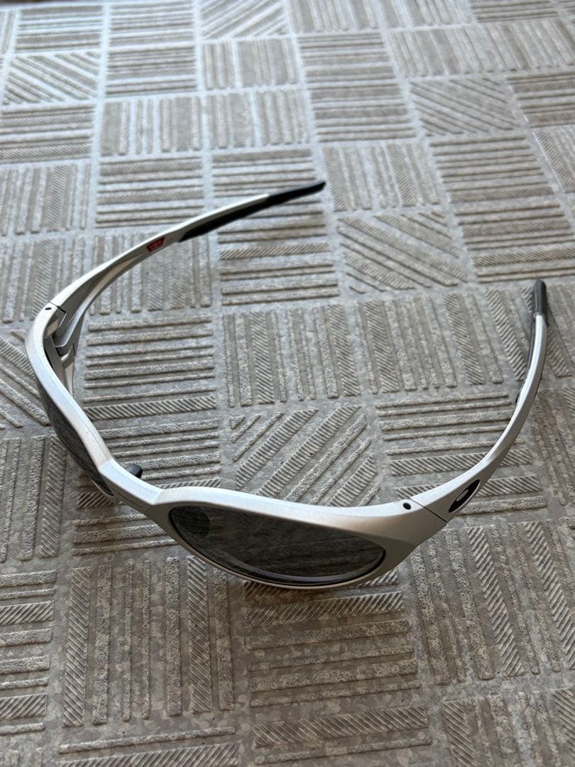 小物 Oakley eye jacket redux