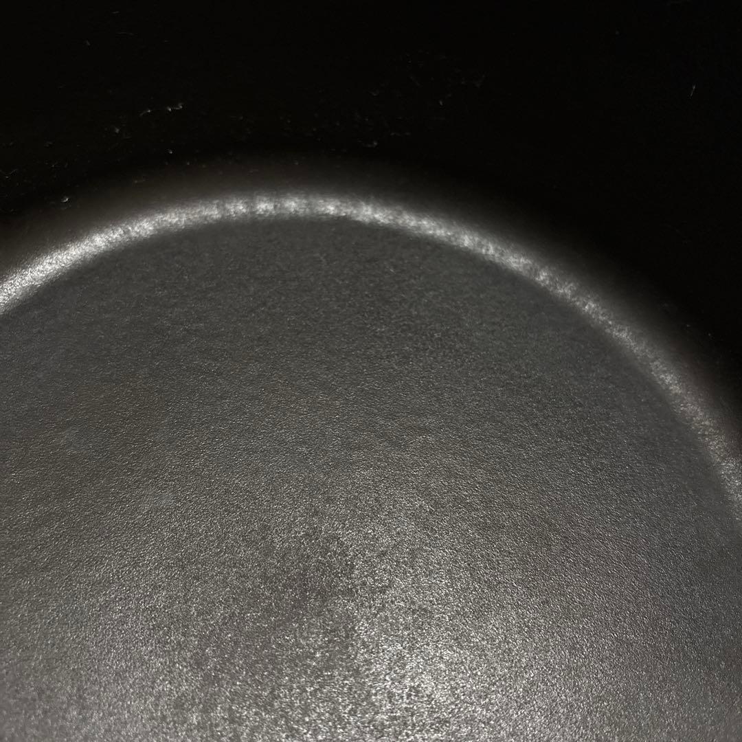STAUB ストウブ　 24cm 鋳鉄製両手鍋　ブラック