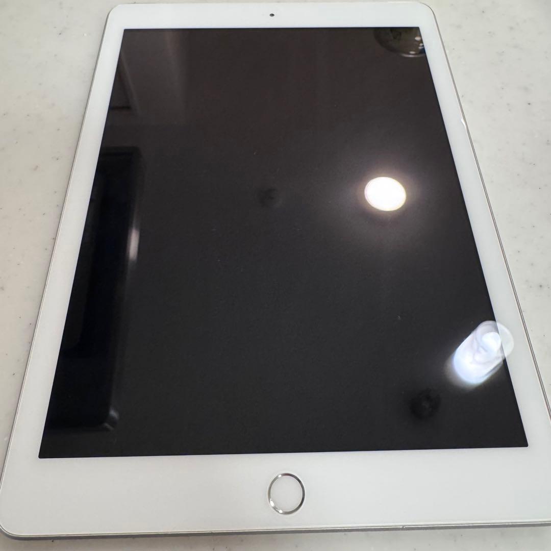 iPad 第6世代 A1954 Wi-Fi + Cellular 32GB