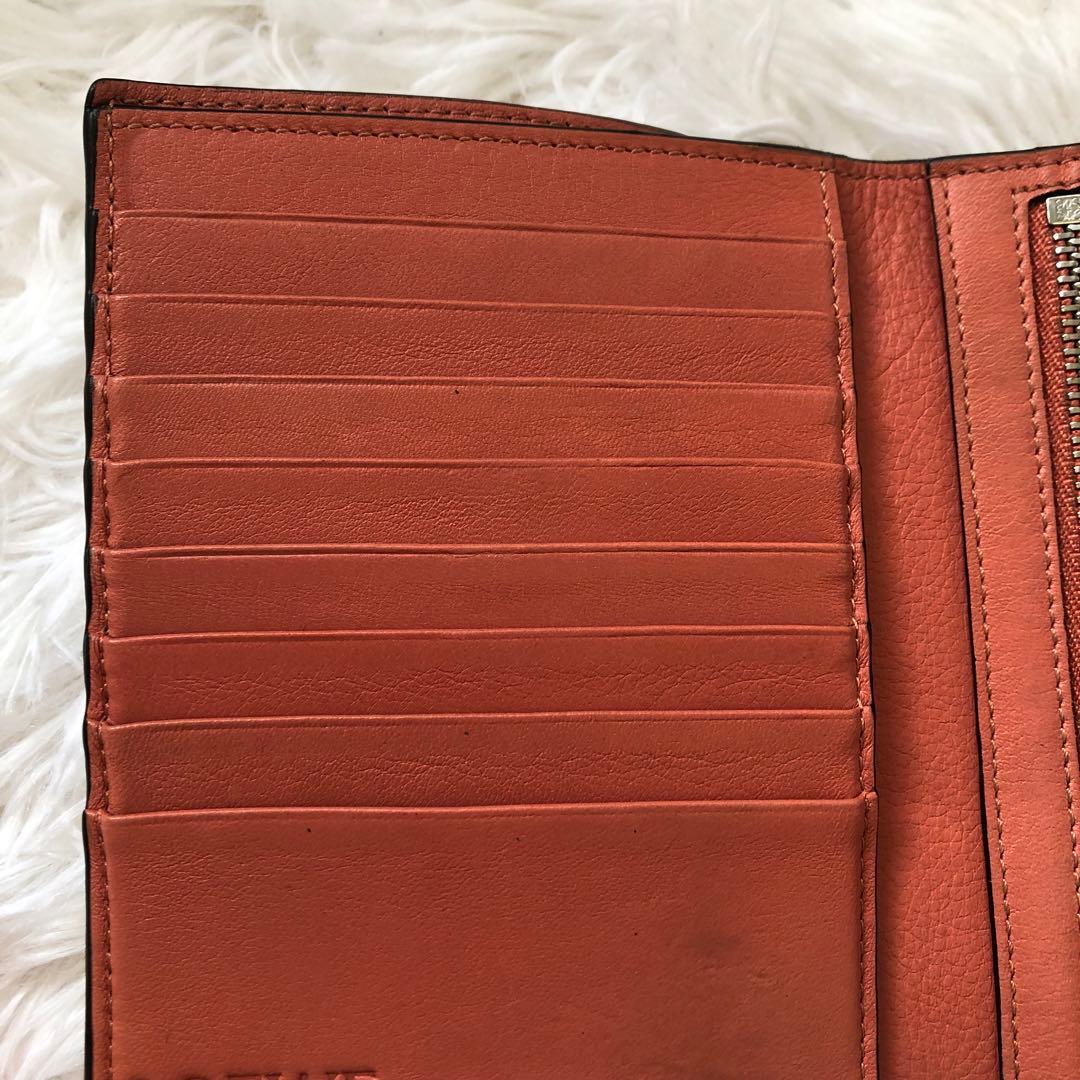 やや使用感あり　ロエベ　LOEWEベージュレザー二つ折り財布