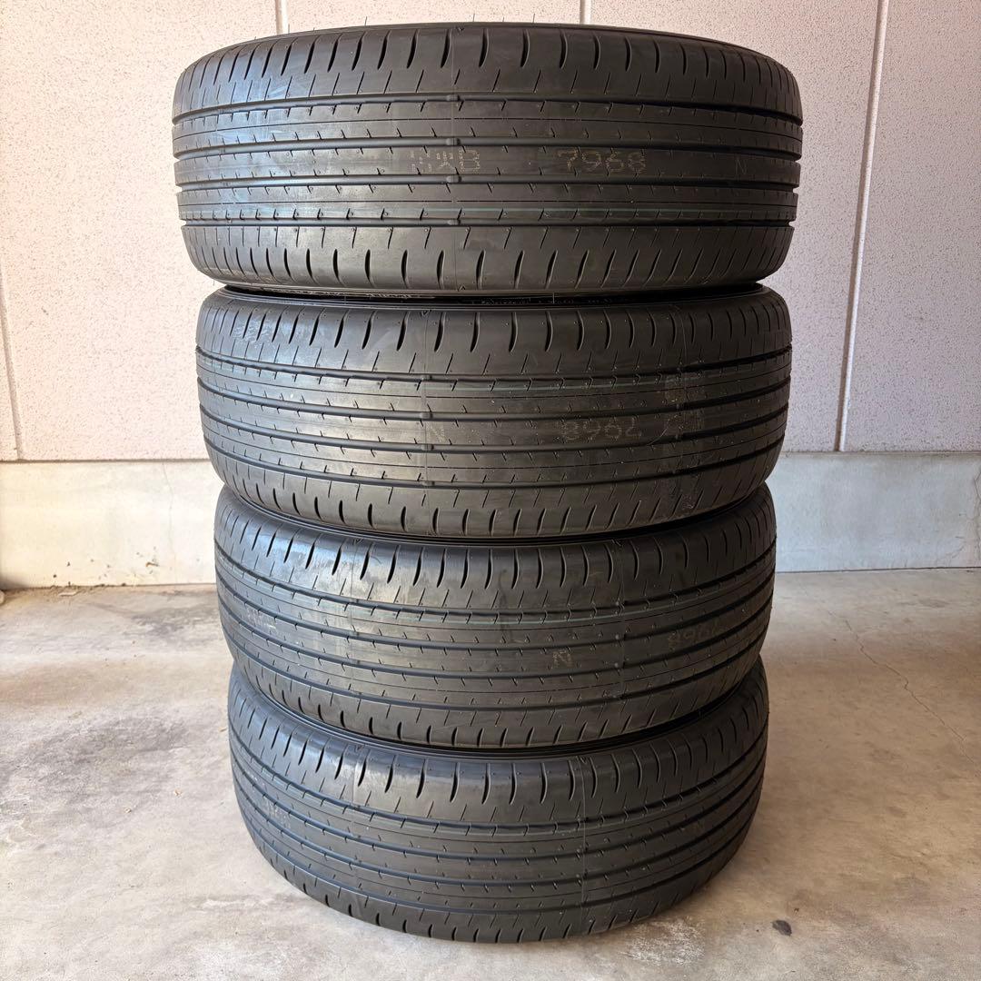 新車外し！25年★クラウンセダン純正タイヤ　DUNLOP 235/55R19★
