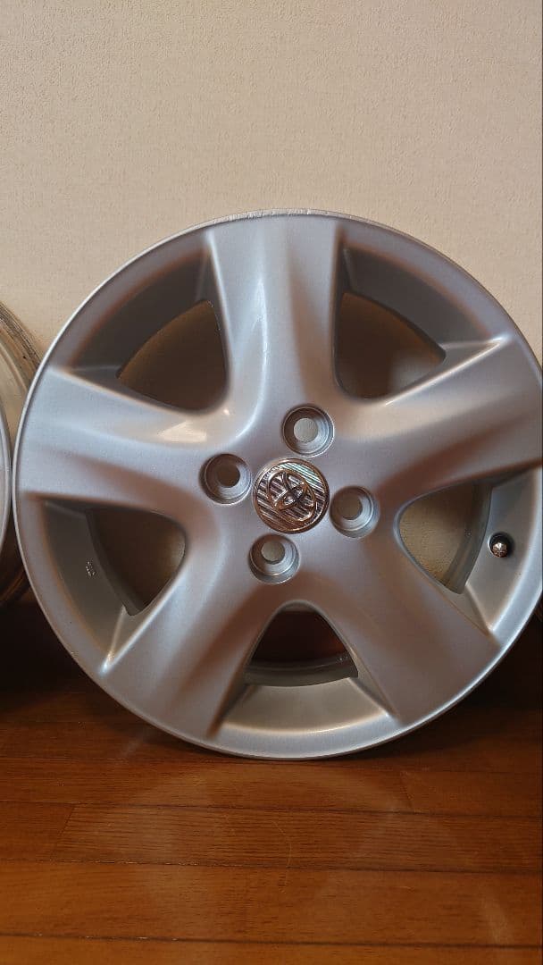 TT-LOWトヨタ純正 15インチ 100 4穴
