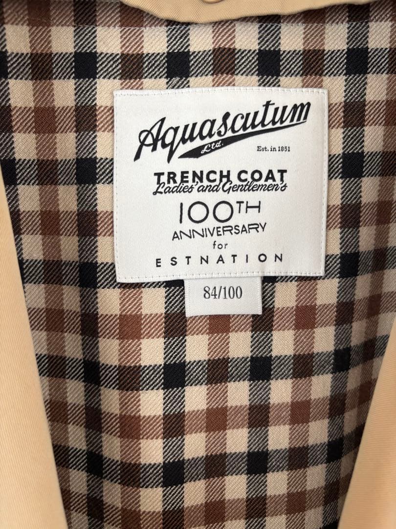 Aquascutum シリアルナンバー入り　トレンチコート