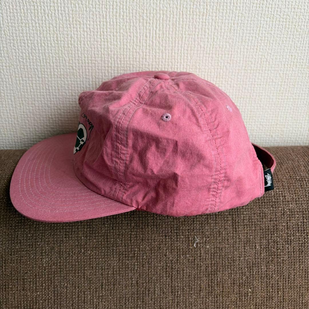 Stussy ピンクキャップ