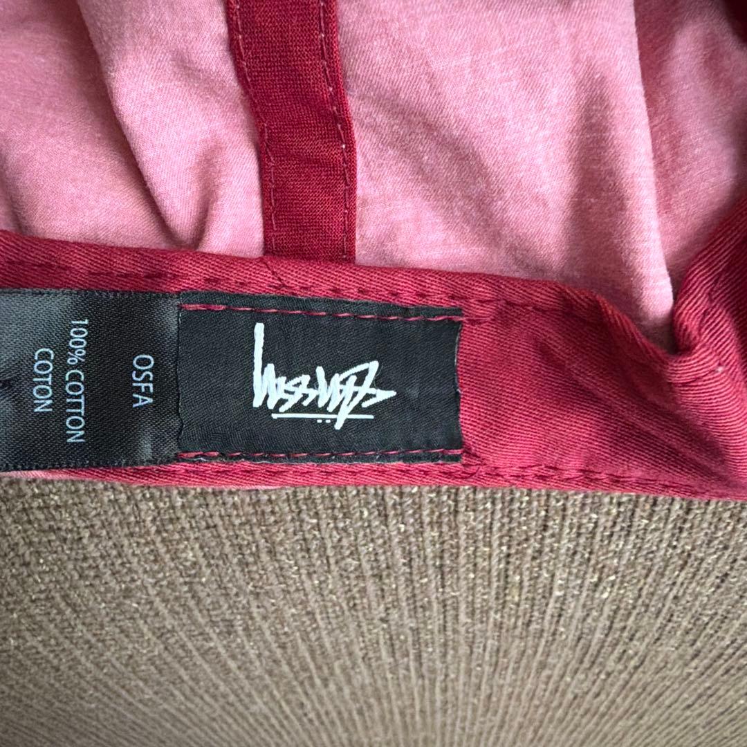Stussy ピンクキャップ