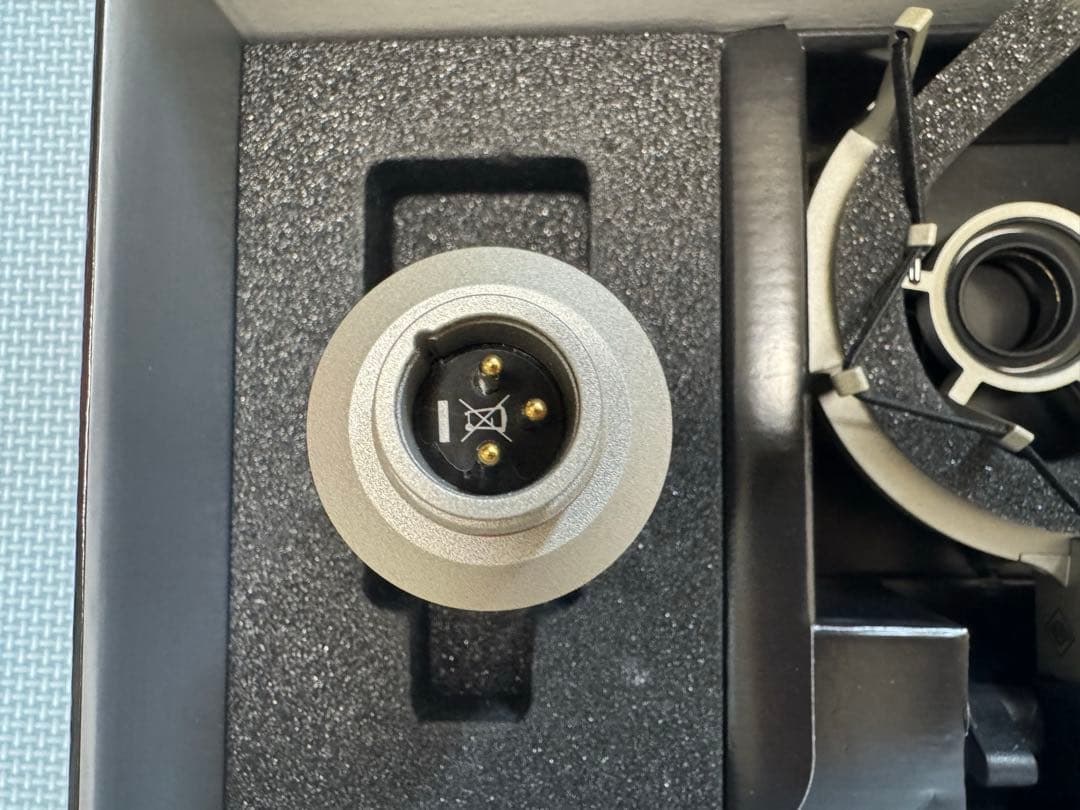 Neumann TLM 102 ショックマウント付きコンデンサーマイク ノイマン