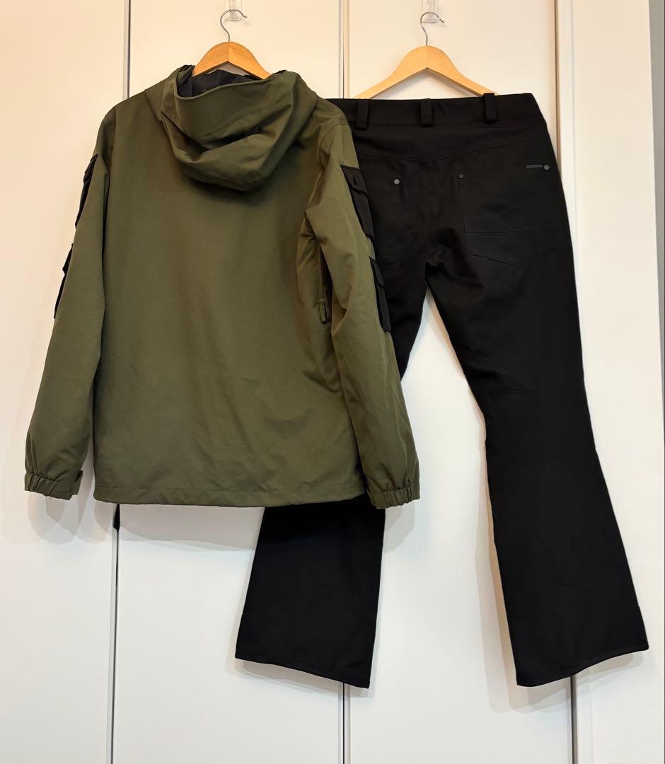 最終値下げ　Volcom スノーボードウェアセットアップ　美品