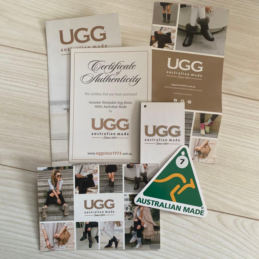 UGG クラシックミニ　ムートンブーツ