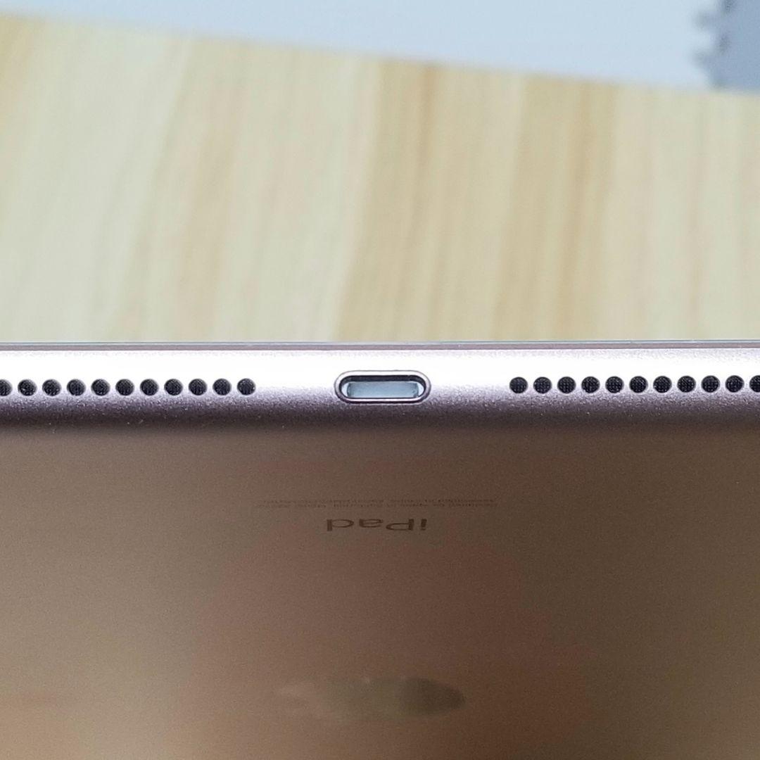 超美品 iPad 第8世代 32GB Wi-Fiモデル