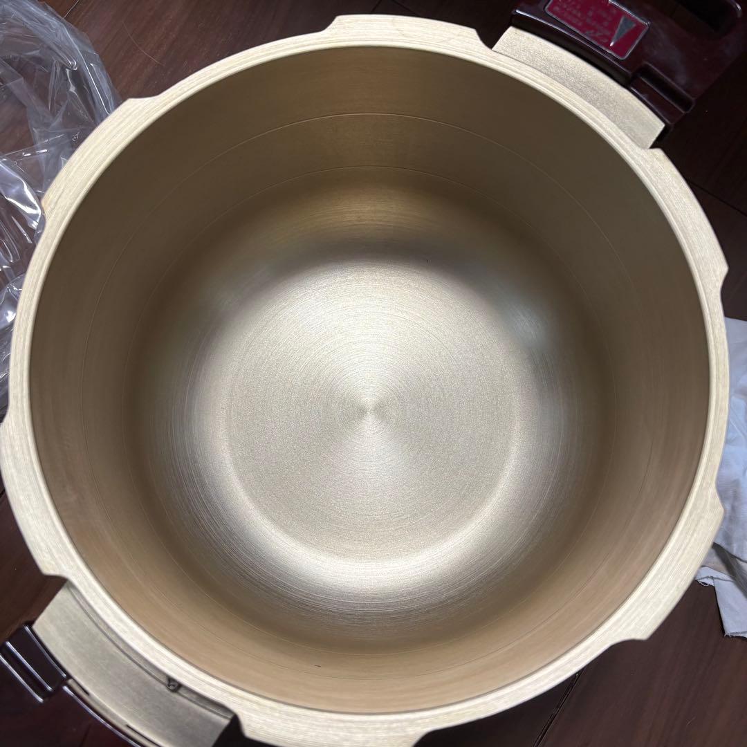 未使用 ピースター 圧力鍋　ゴールド 6.4L 大容量 箱付　　昭和レトロ