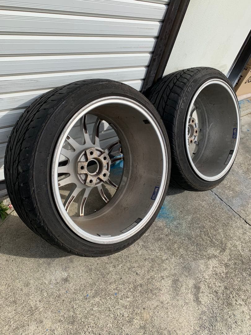 レイズ　グラムライツ57エクストリーム2本セット9.5J-18＋22 114.3