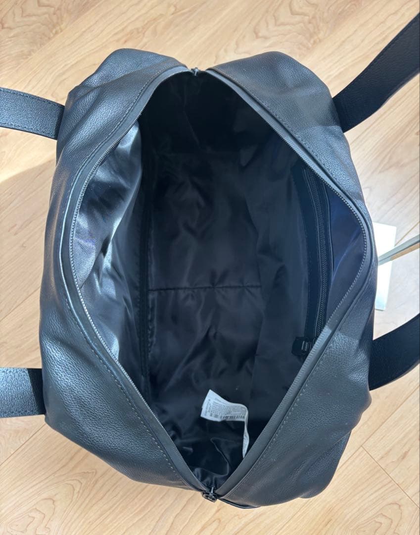【超美品】ZARA 合成皮革ボストンバッグ 黒 大容量