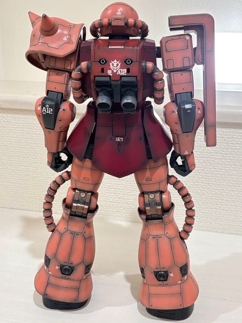 ①ジャンクプラモデル ガンプラ・メガサイズ RX-78ガンダム シャア専用ザク