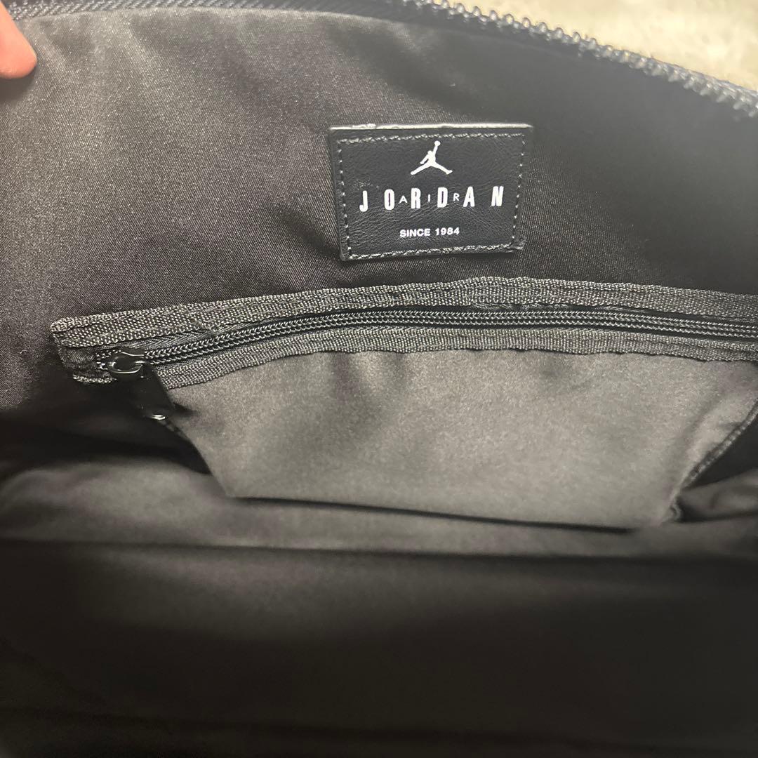 Jordan モノグラムダッフルバック（ブラック、25L）