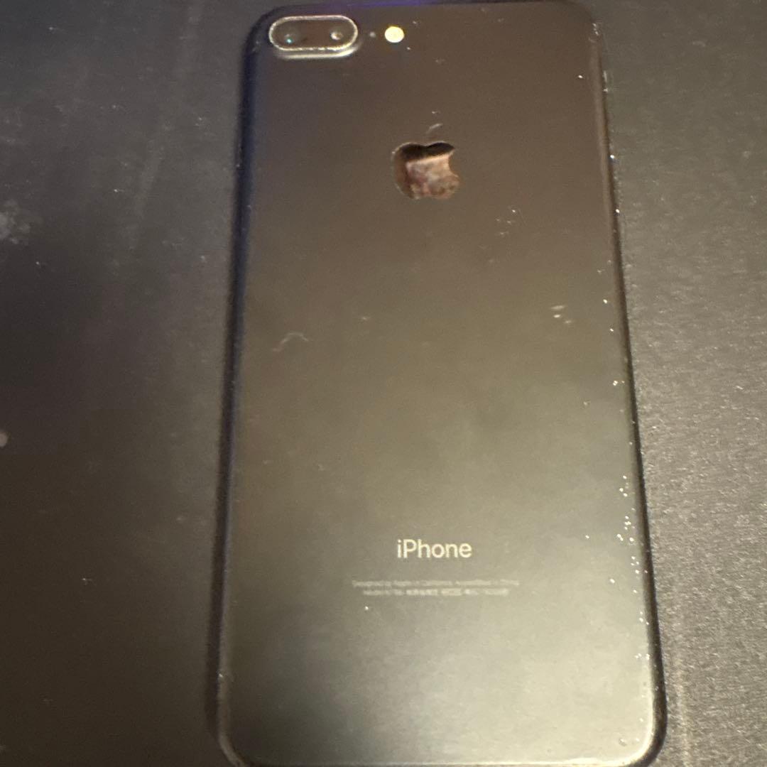 Apple iPhone 7 Plus ブラック
