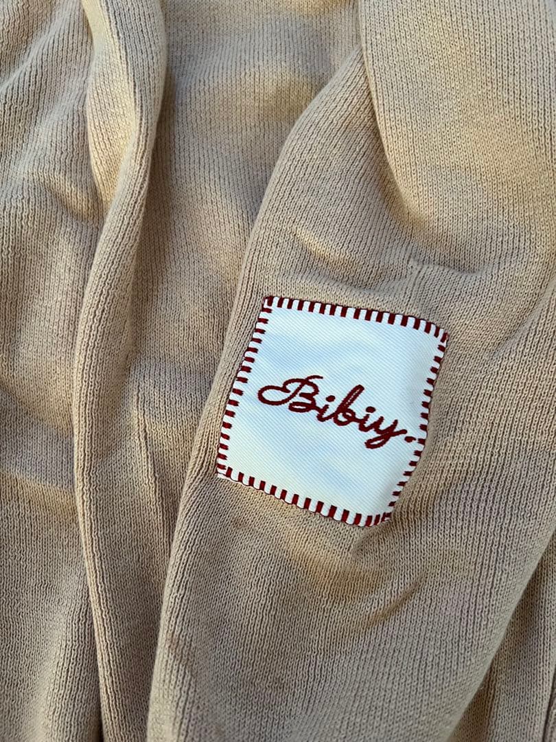 Bibiy. ベージュ ニットカーディガン　bibiy.