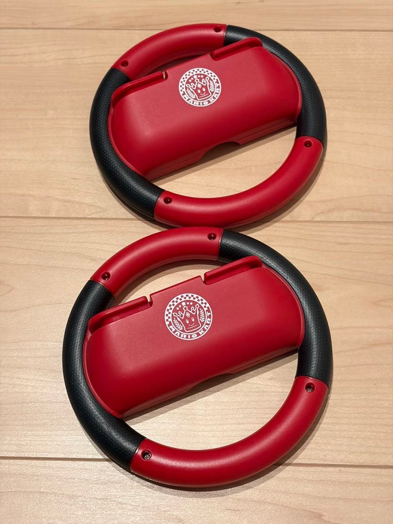 動作確認済 switchソフト マリオカート8DX Joy-Conハンドル２本