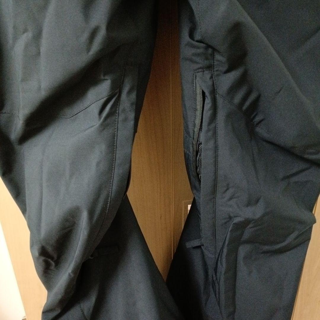 QUIKSILVER　スノーパンツ サイズM