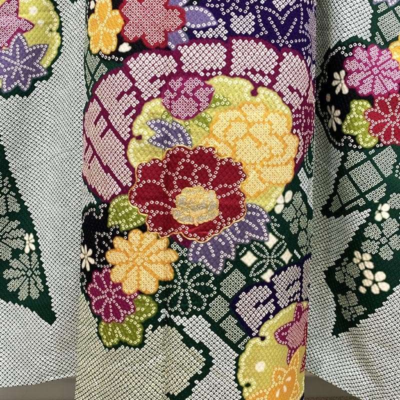 406z52☆振袖 総絞り風 身幅広め 金駒刺繍 金彩 成人式 結婚式☆美品