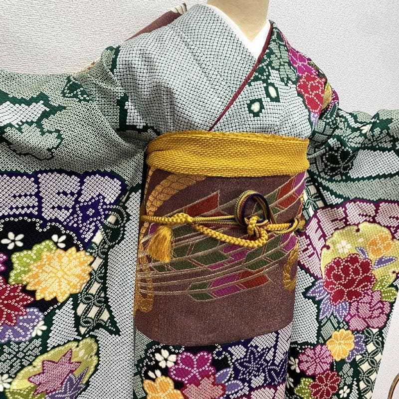 406z52☆振袖 総絞り風 身幅広め 金駒刺繍 金彩 成人式 結婚式☆美品