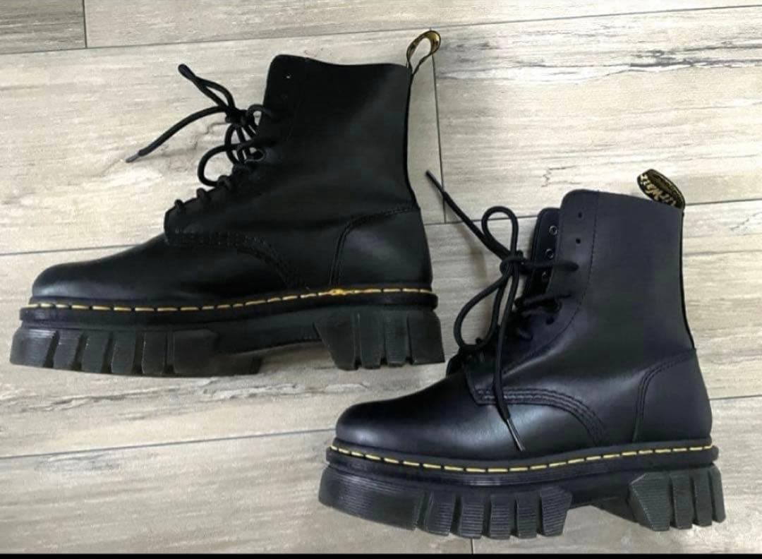マーチン Dr.Martens AUDRICK 8EYE UK6 厚底 ブーツ
