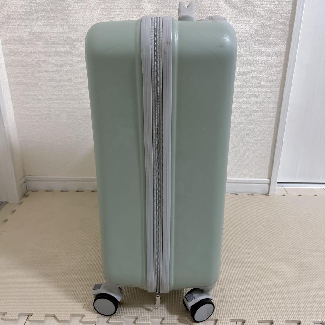子供が乗れるキャリーケース キッズトラベル くすみグリーン