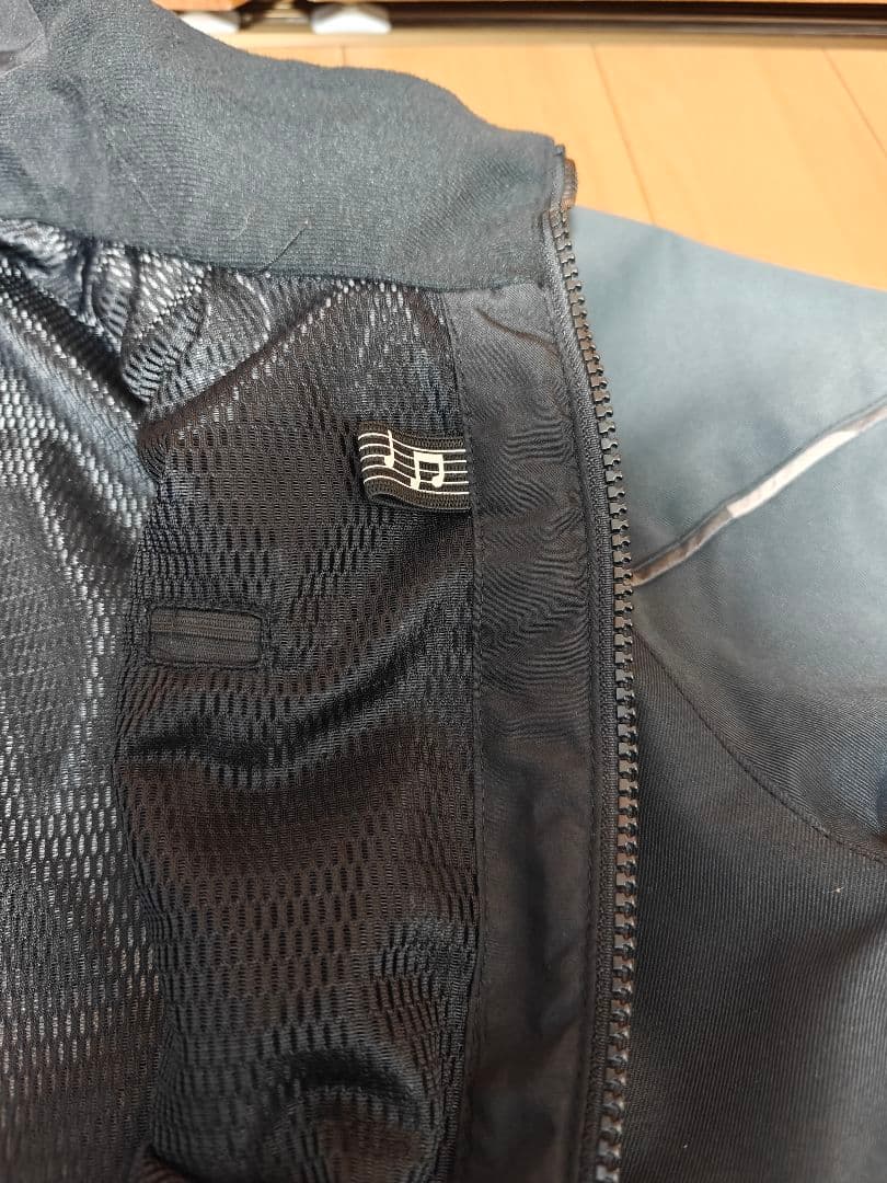 ボルコム スノーウェア VOLCOM NO HOOD X JKT Mサイズ