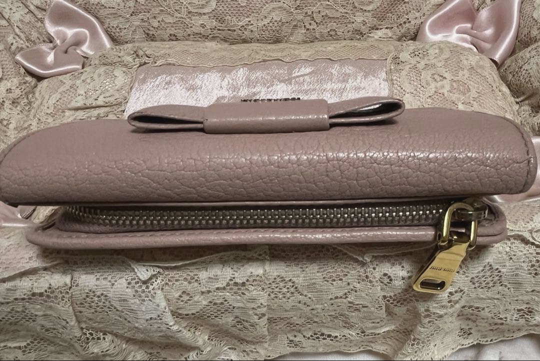 miumiu♡リボンが可愛い折りたたみ財布