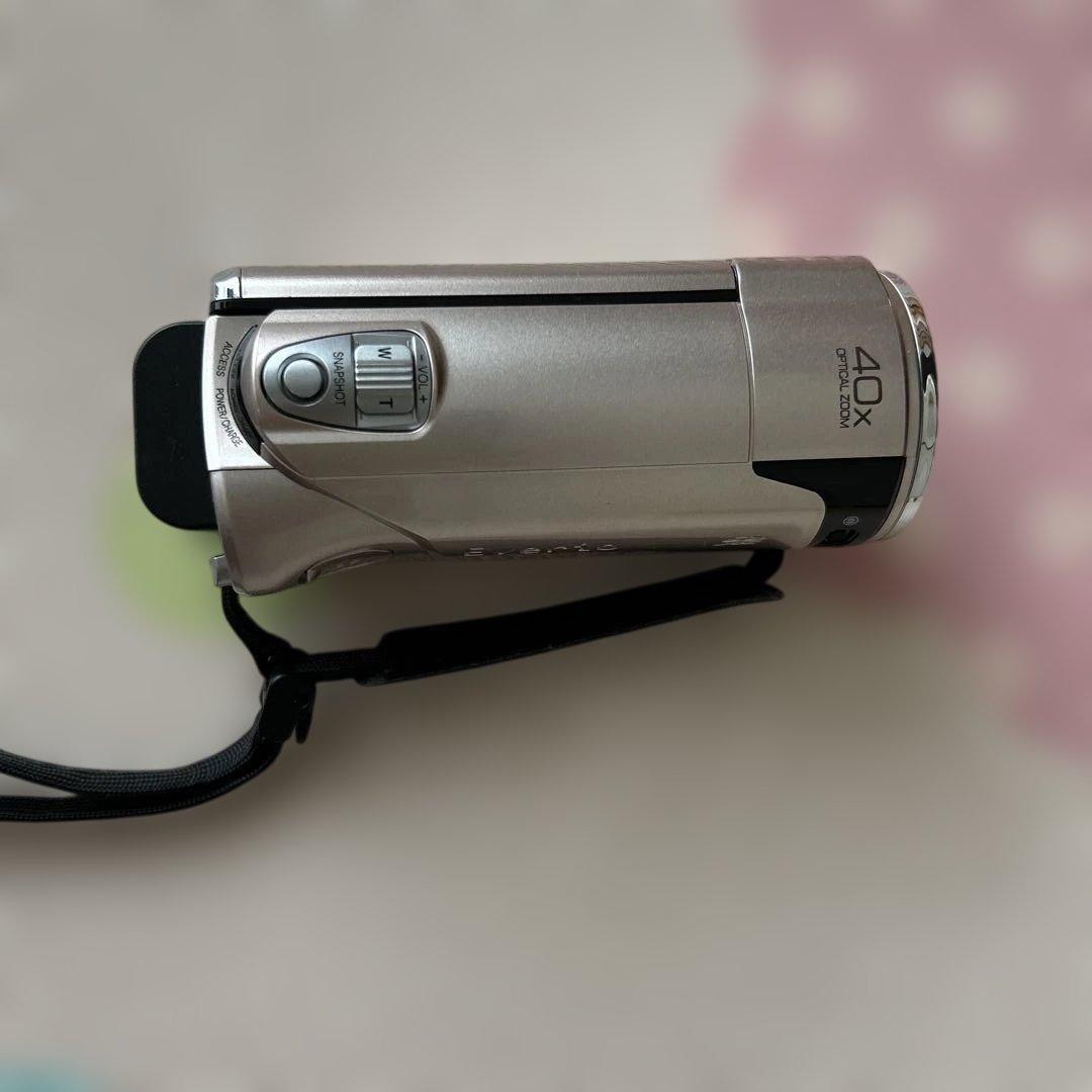 ビデオカメラ JVC Everio GZ- HM670-N