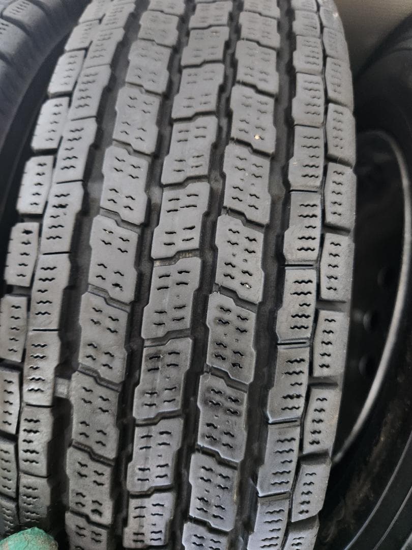 送料込☆2023 ヨコハマ タイヤホイールセット145/80R12☆4本