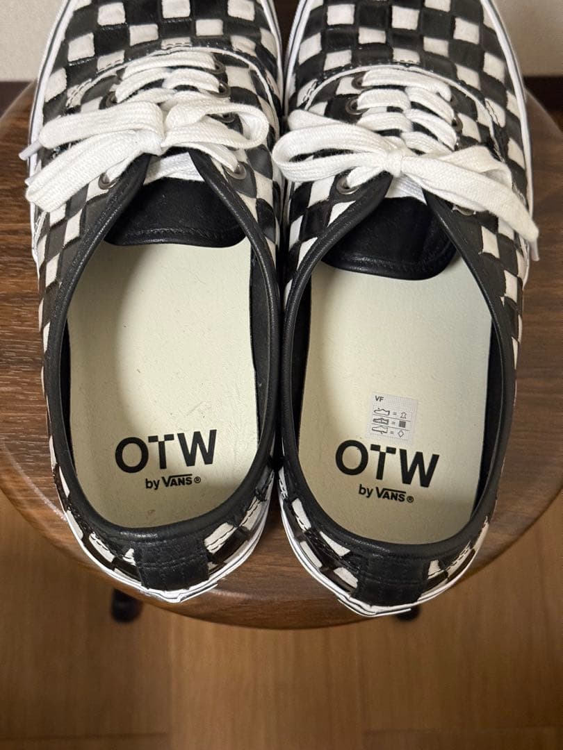 Vans OTW チェッカー　スニーカー　Vibram