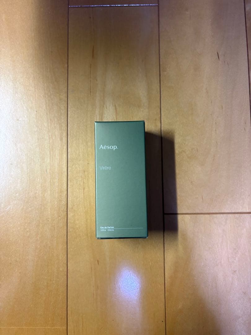 ￼ Aesop ヴィレーレ オードパルファム