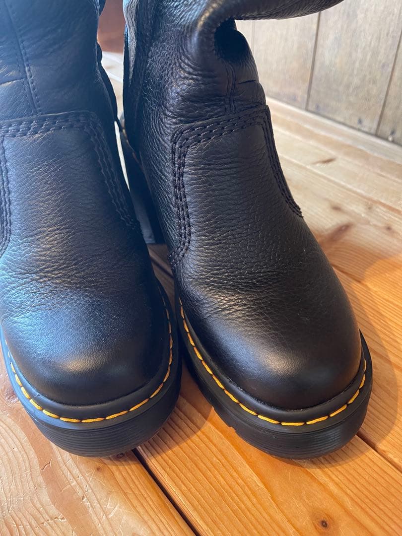 ● Dr.Martens KASEY プル オン ブーツ ●