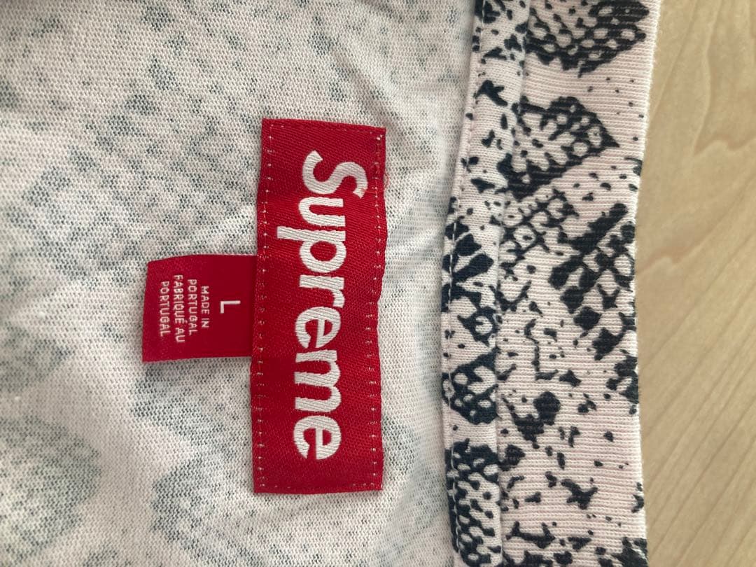 Supreme ヘビ柄 Tシャツ
