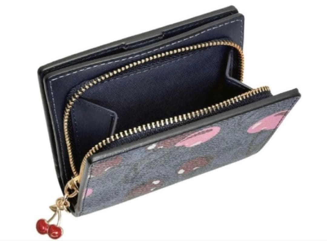 COACH チェリー柄 二つ折り財布 CZ347