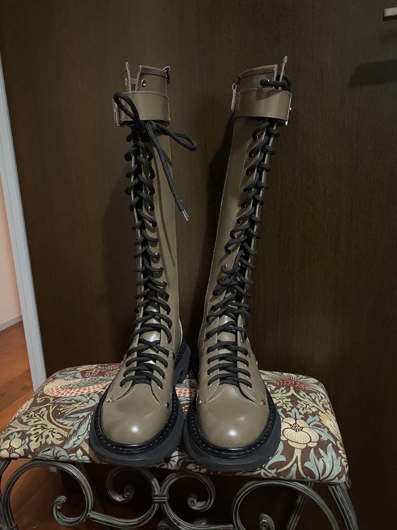 alexander mcqueen tread slick ロング　ブーツ